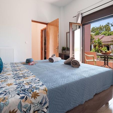 Mouzakitis Apartments 4 アリラス エクステリア 写真