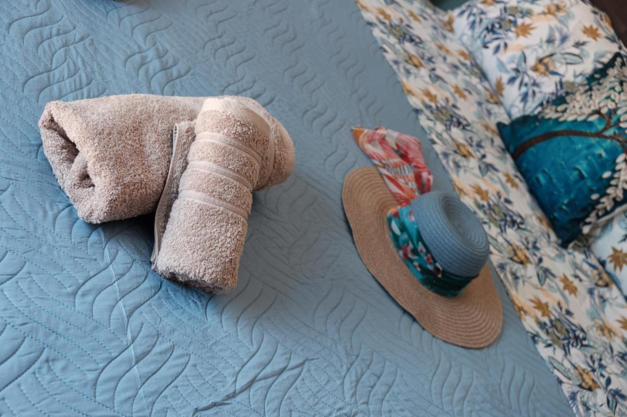 Mouzakitis Apartments 4 アリラス エクステリア 写真